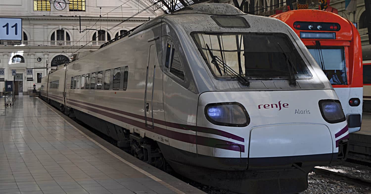 Renfe anuncia la puesta en marcha de la serie 490 para servicios de Media Distancia