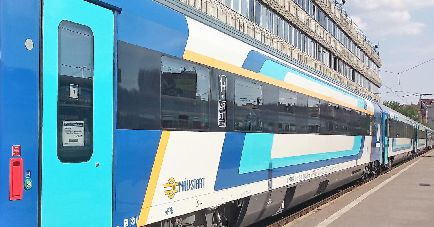 Hungría comprará 50 locomotoras y 39 composiciones fijas