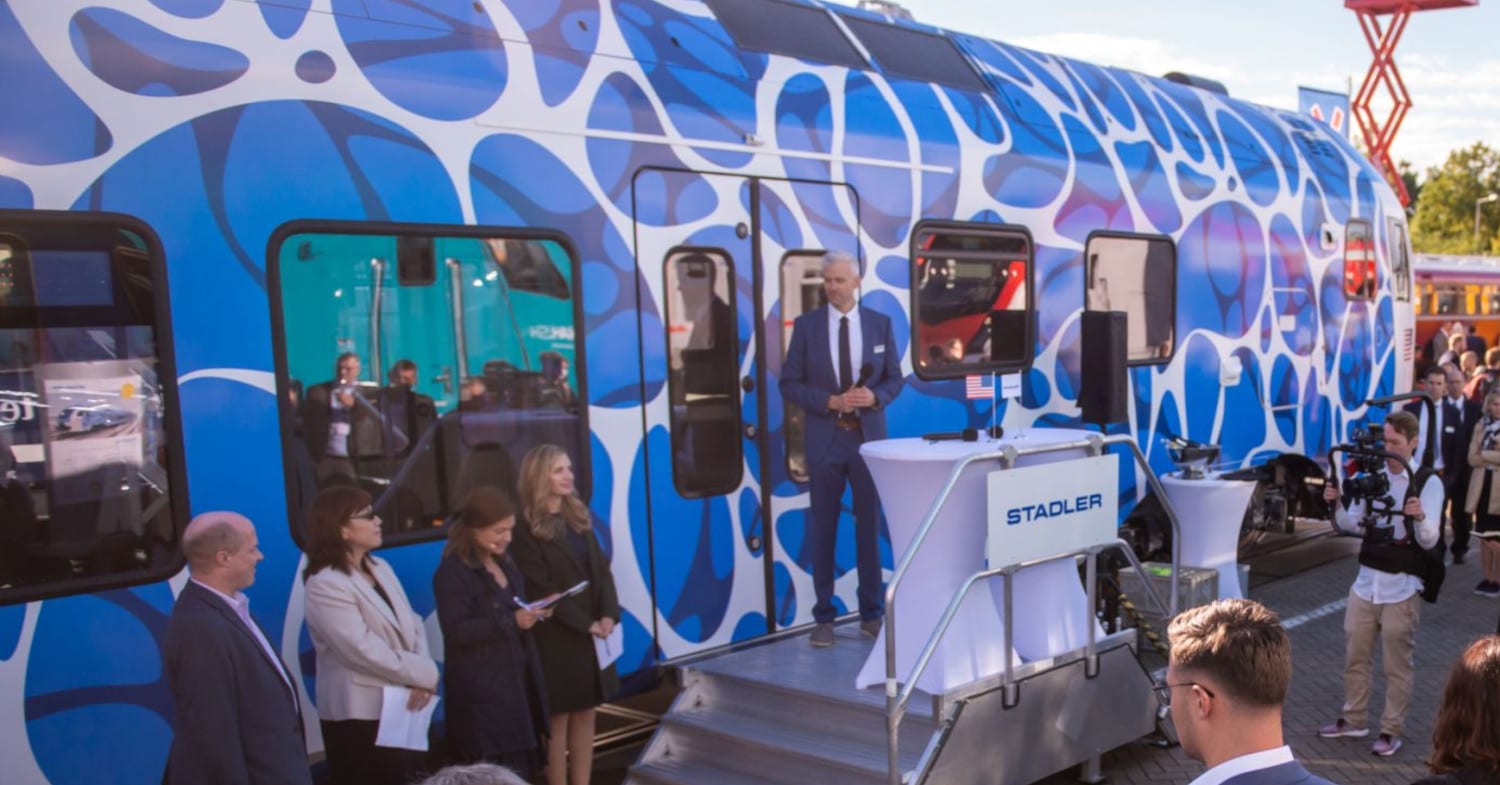 California encarga hasta 29 FLIRT de hidrógeno a Stadler