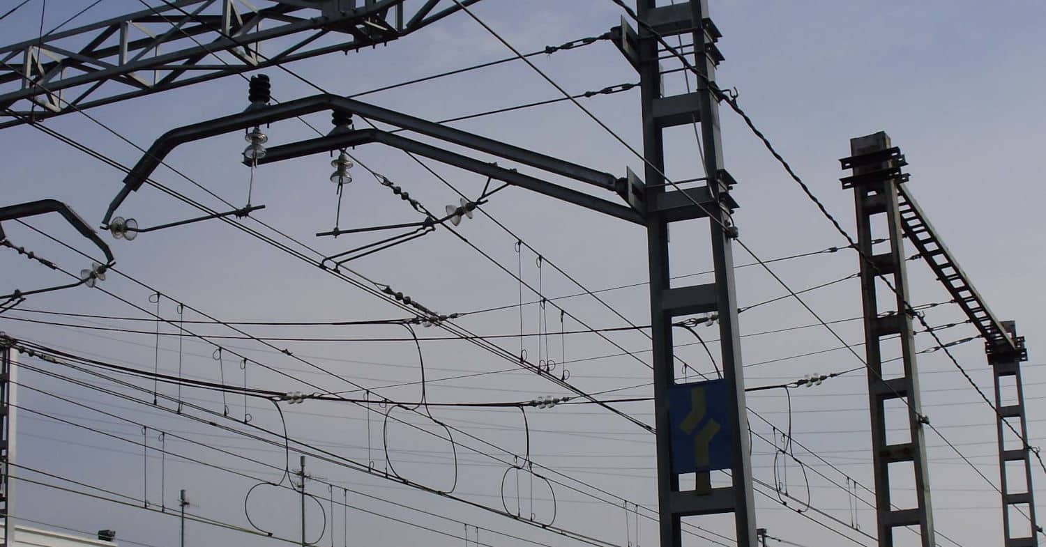 Autorizada la licitación de suministro de energía verde para la tracción ferroviaria