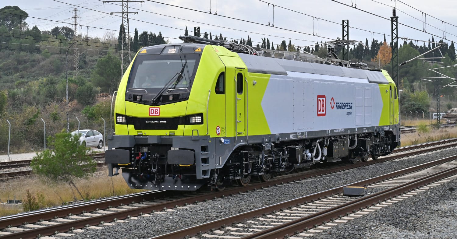 Primeras circulaciones en pruebas de las locomotoras Euro6000 de Transfesa Logistics