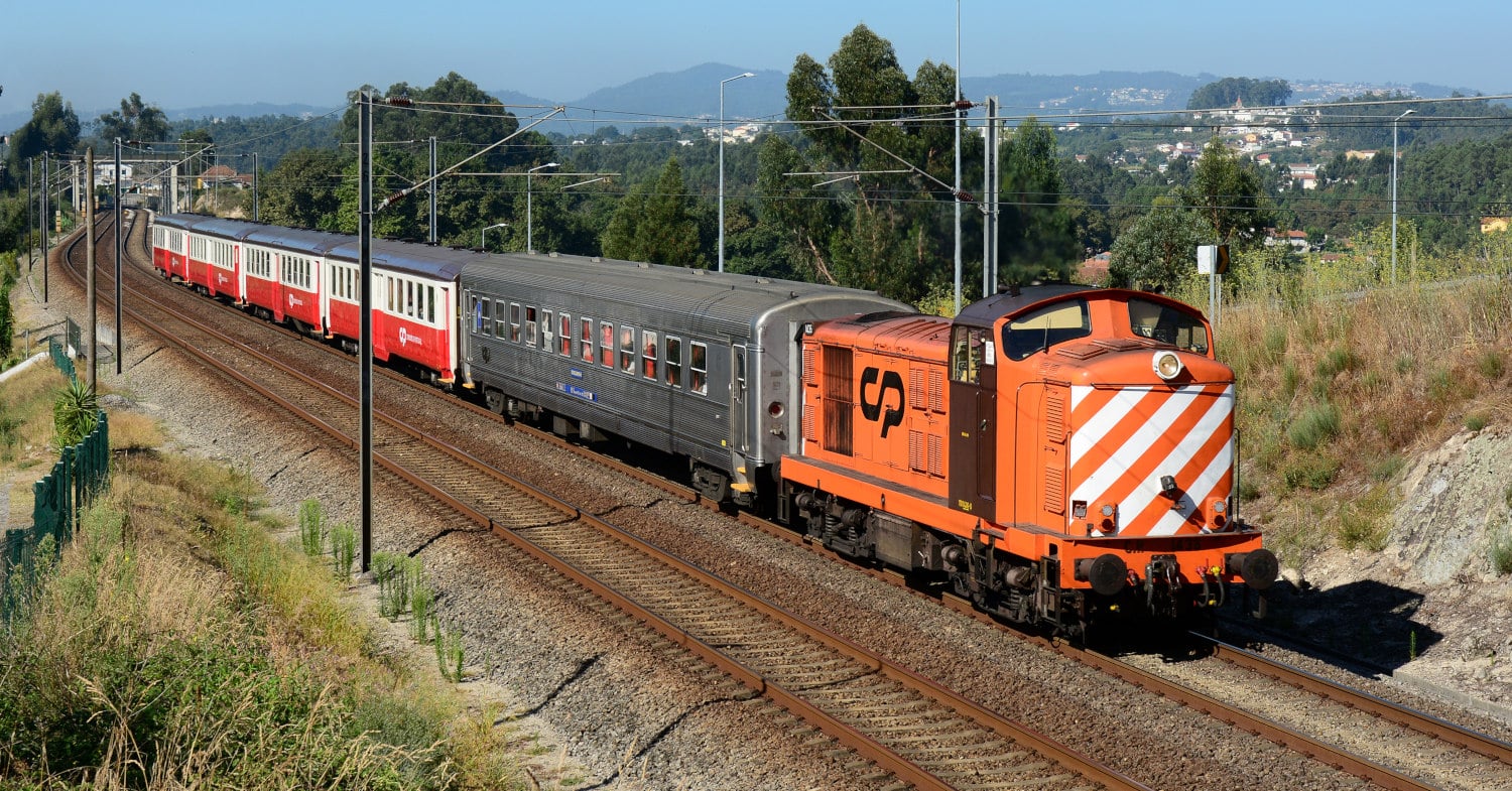 APAC y Móra organizan un viaje con coches Schindler entre Oporto, Lisboa y Barcelona