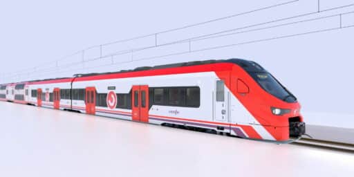 Vista lateral del tren, en el que se conemplan los primeros cuat