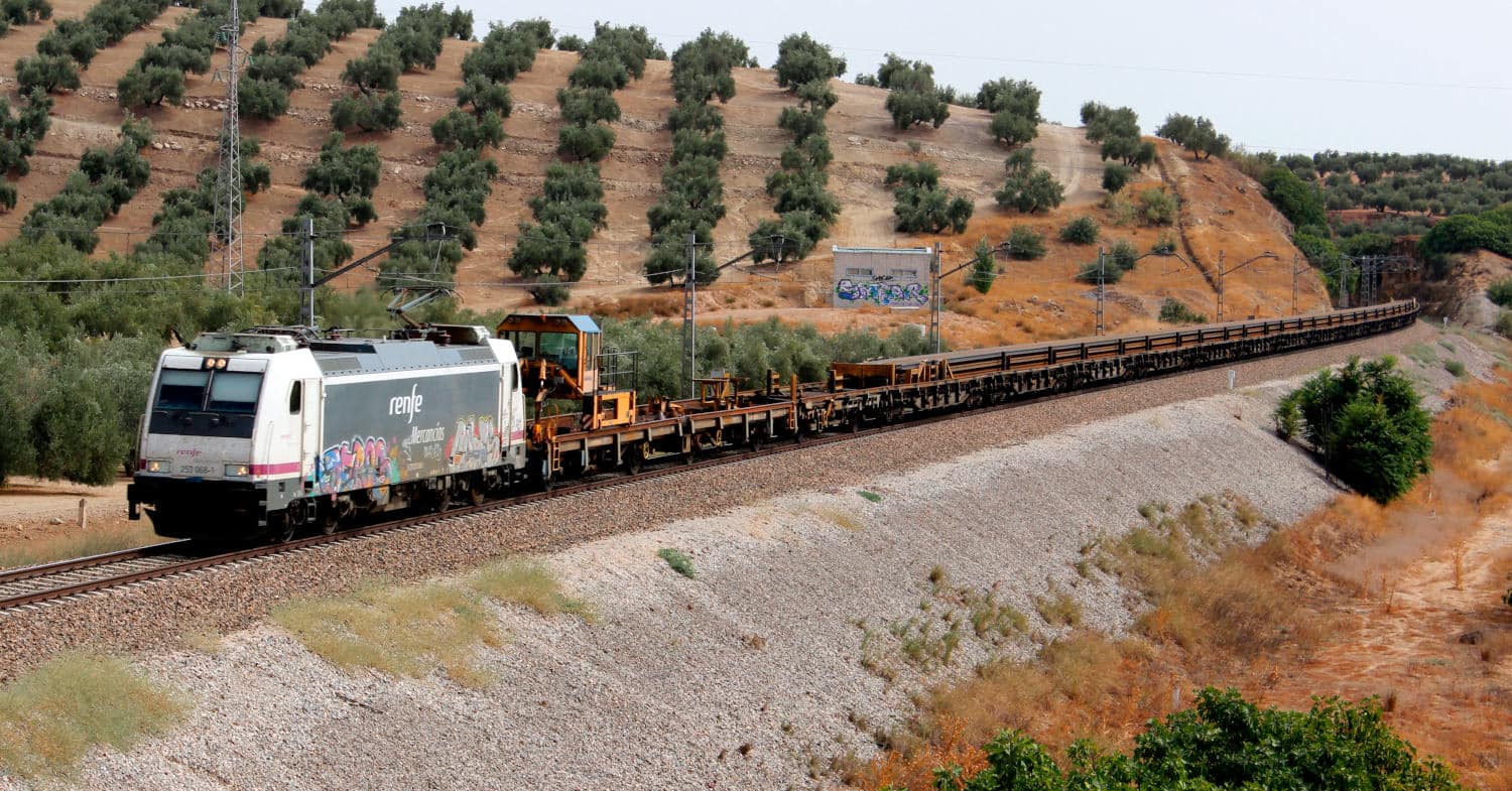 Alstom instalará el ERTMS a 28 locomotoras 253 de Renfe