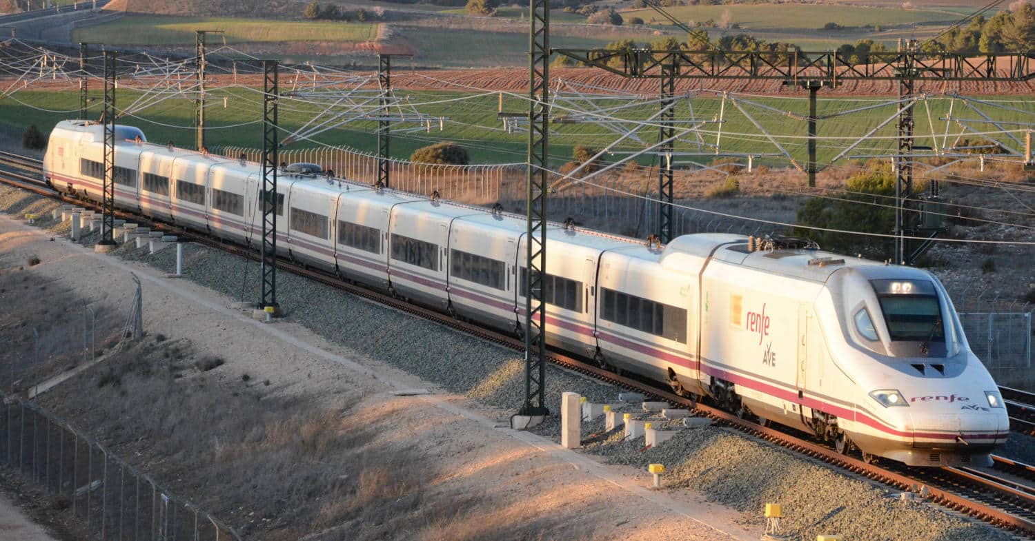 El Gobierno se opone a la OPA de Magyar Vagon sobre Talgo