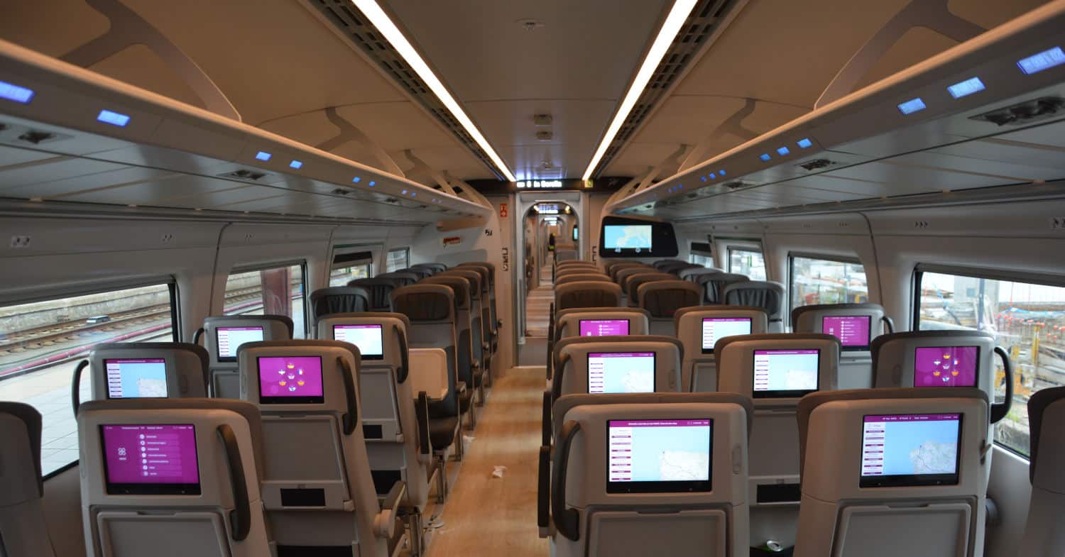 La serie 106 de Renfe cumple una semana en servicio