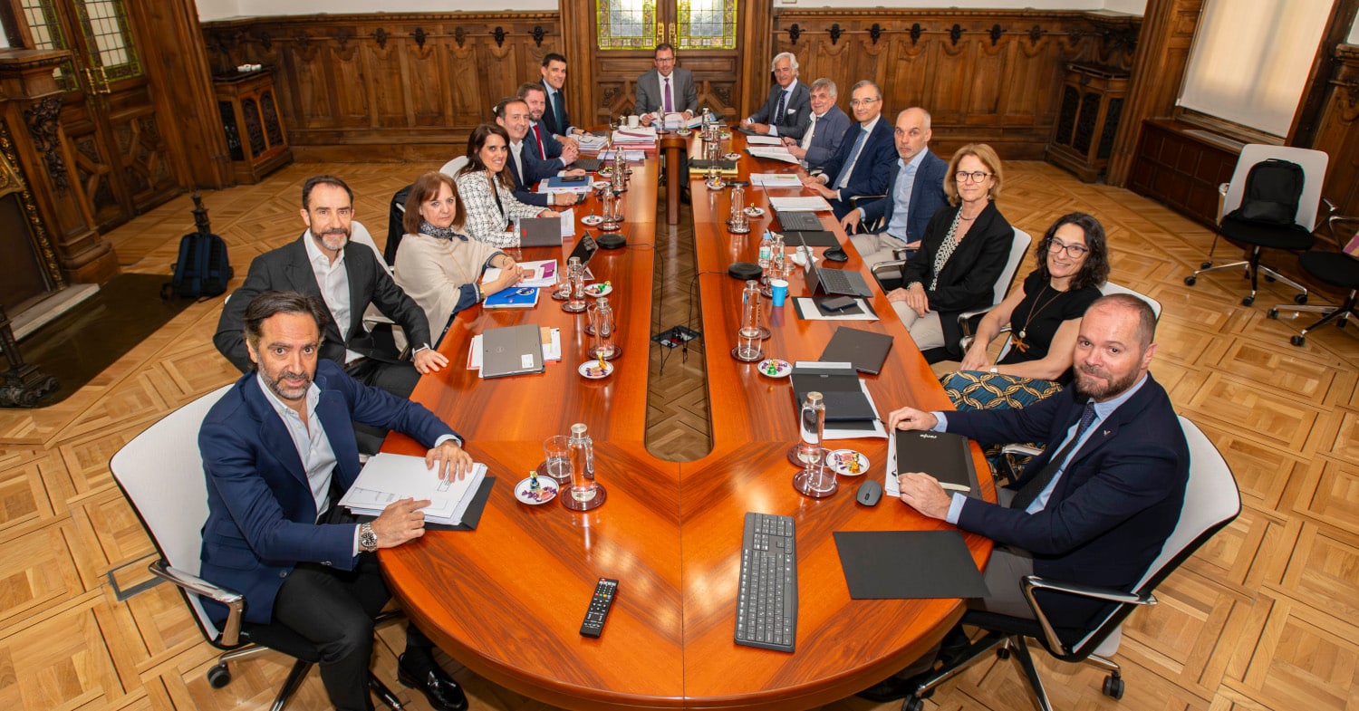 Renfe culmina la renovación de su Comité de Dirección