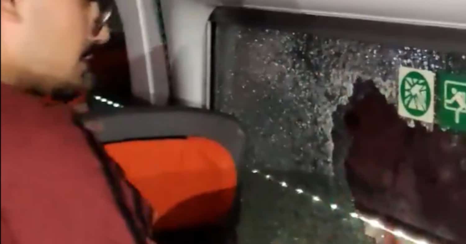 Desesperación en un Avlo tras dos horas detenidos en un túnel