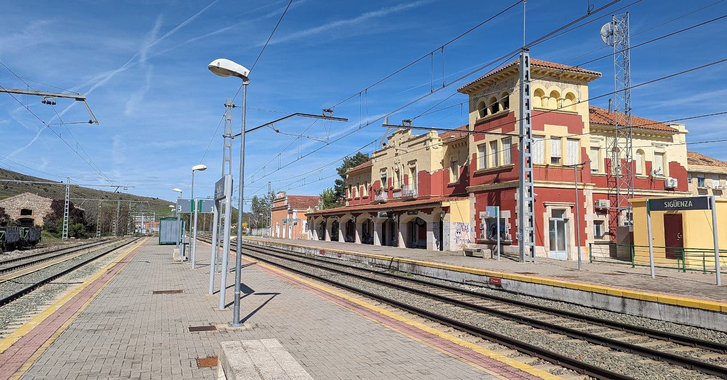 Adjudicados dos nuevos contratos de la AF Algeciras-Zaragoza