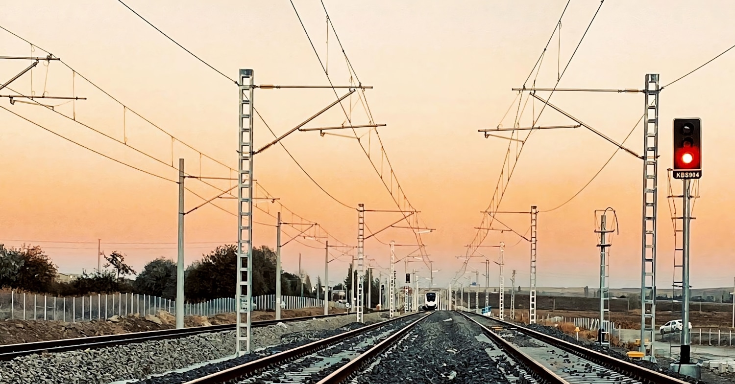Hitachi Rail impulsa la red ferroviaria de alta velocidad en Turquía