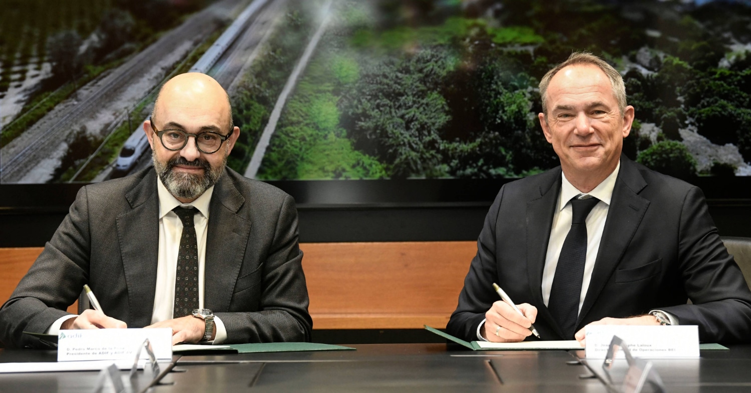 Adif signs EIB loan of 350 million for infrastructure renewal