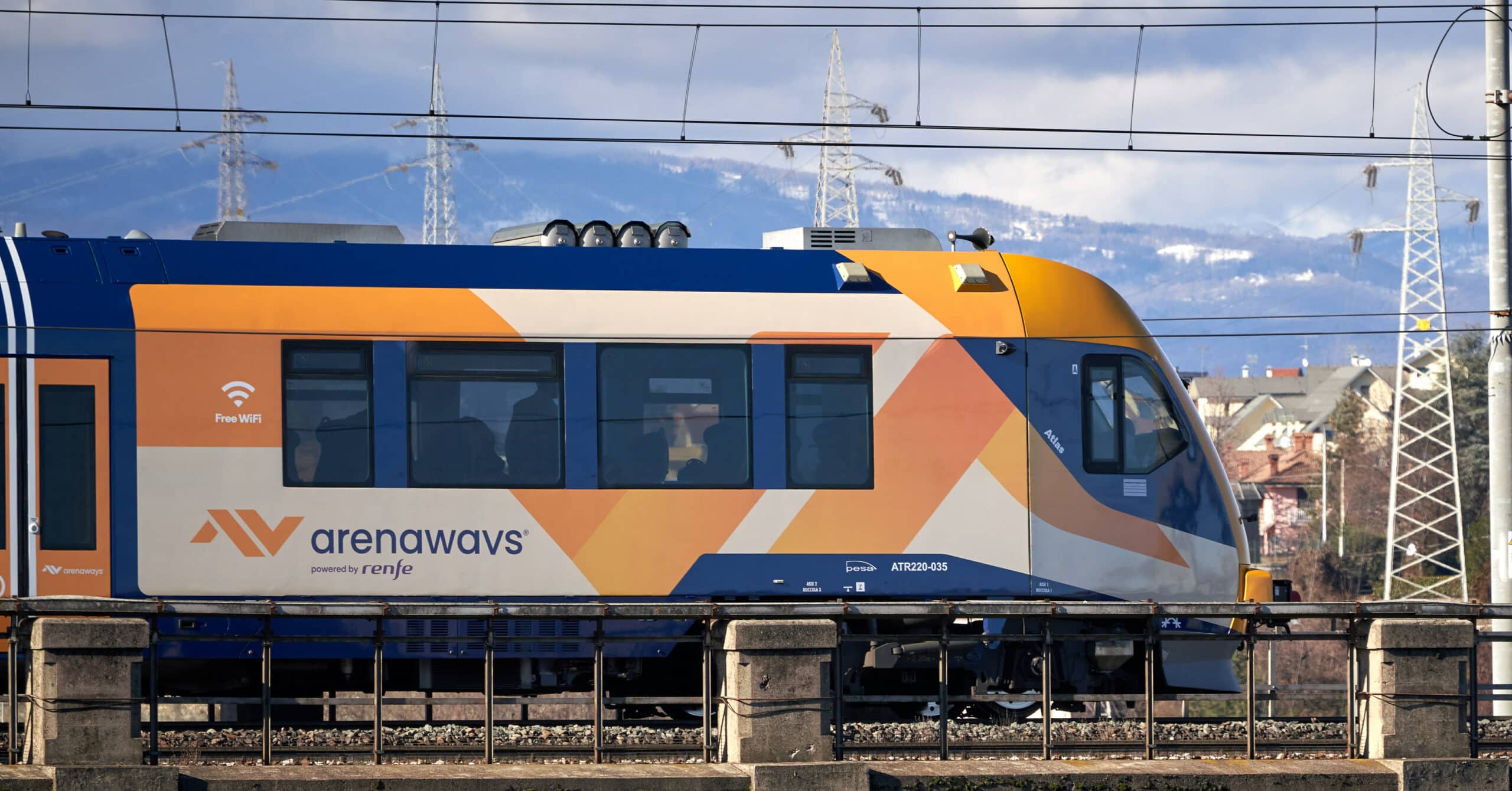Arenaways transporta 2.200 viajros en sus primeros diez días