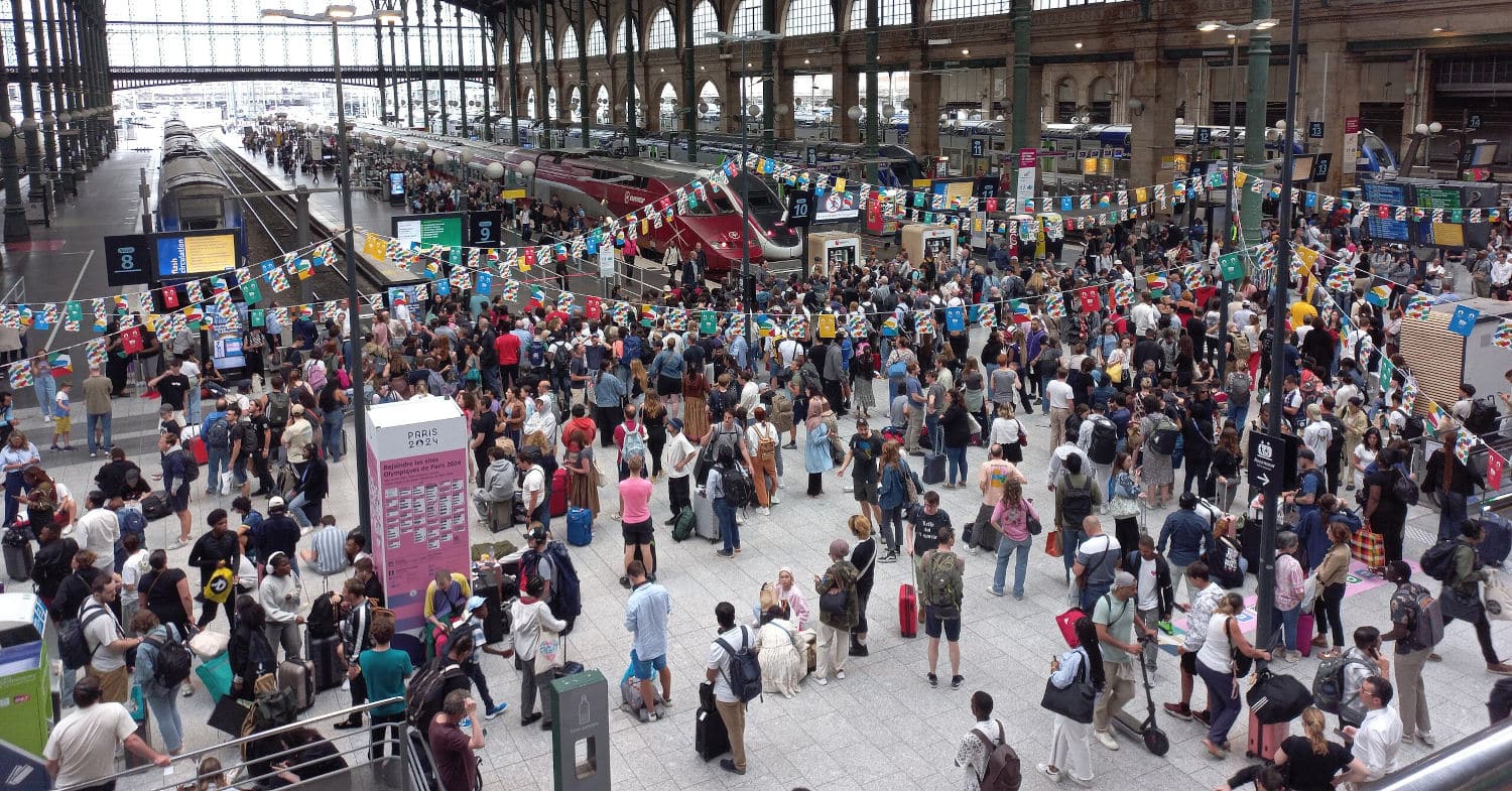 Traffic suspended at Gare du Nord in Paris because of a World War II bomb