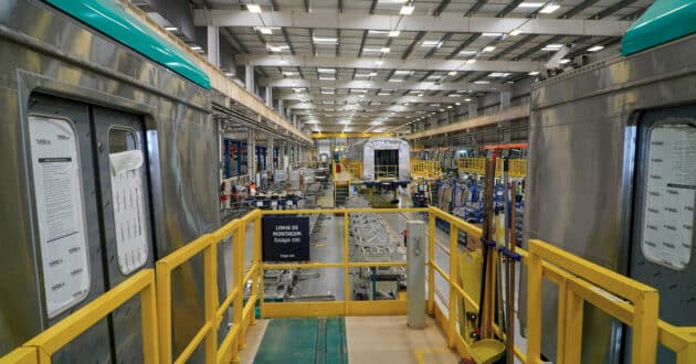 20250516 03 Interior of the Alstom factory in Taubaté, Brazil (CC BY SA) SERGIO BARZAGHI-GOVERNO DO ESTADO DE SÃO PAULO-Wikimedia Commons. Image cropped.