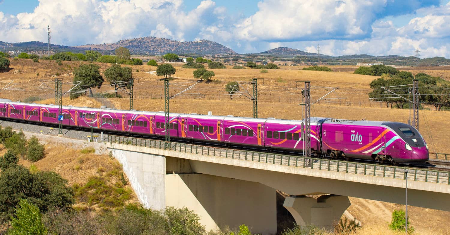 Renfe aumentará temporalmente el tiempo de viaje entre Asturias y Madrid
