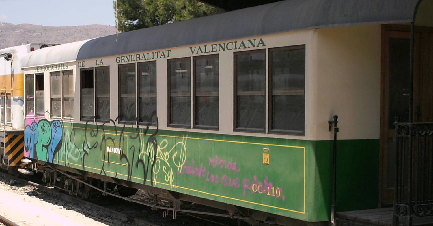 FGV will cede 6 Limón Expŕes cars to Ponfeblino