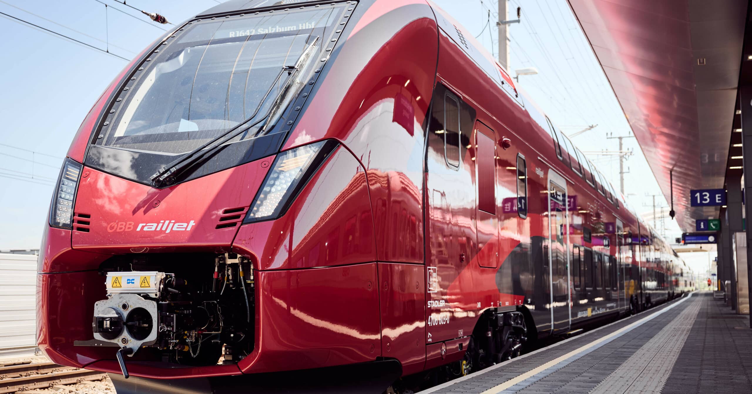 ÖBB y Stadler presentan el KISS para Railjet