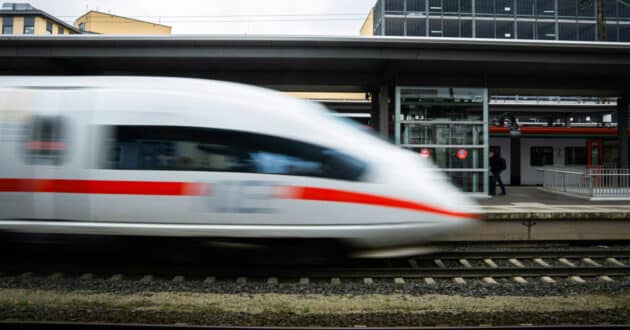 Deutsche Bahn's ICE high-speed train. CHRISTIAN LUE-UNSPLASH.