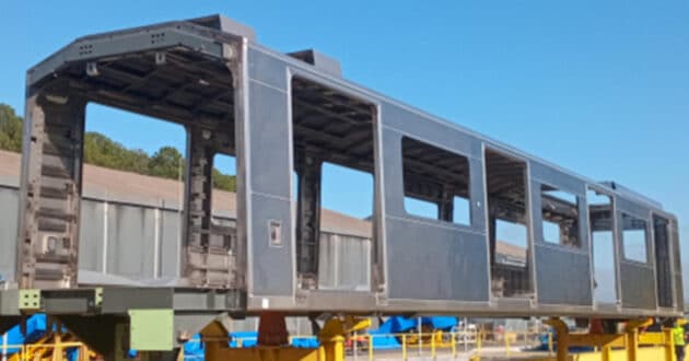 First bodywork of the future trains of line 7 of the Santiago de Chile metro, at the Taubaté factory. © ALSTOM.