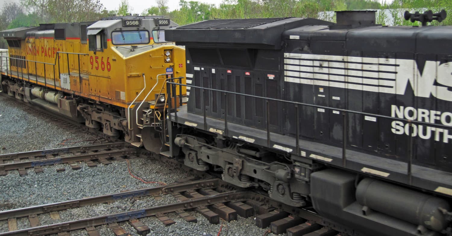 Union Pacific launches bid to buy Norfolk Southern