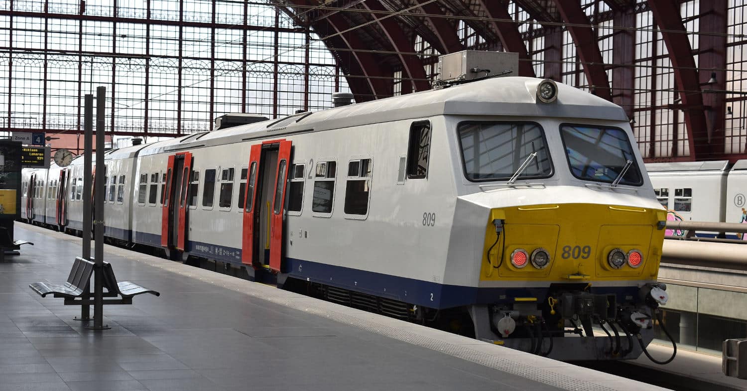 Alstom recurre de nuevo la elección de CAF por SNCB