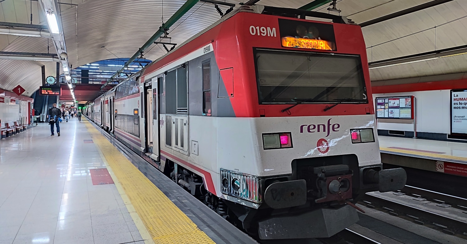 Fertagus compra 2 remolques de UT 450 a Renfe