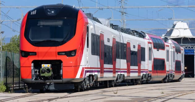 Unidad de la serie 452 de Renfe en la factoría de Alstom de Santa Perpetua. © ALSTOM.