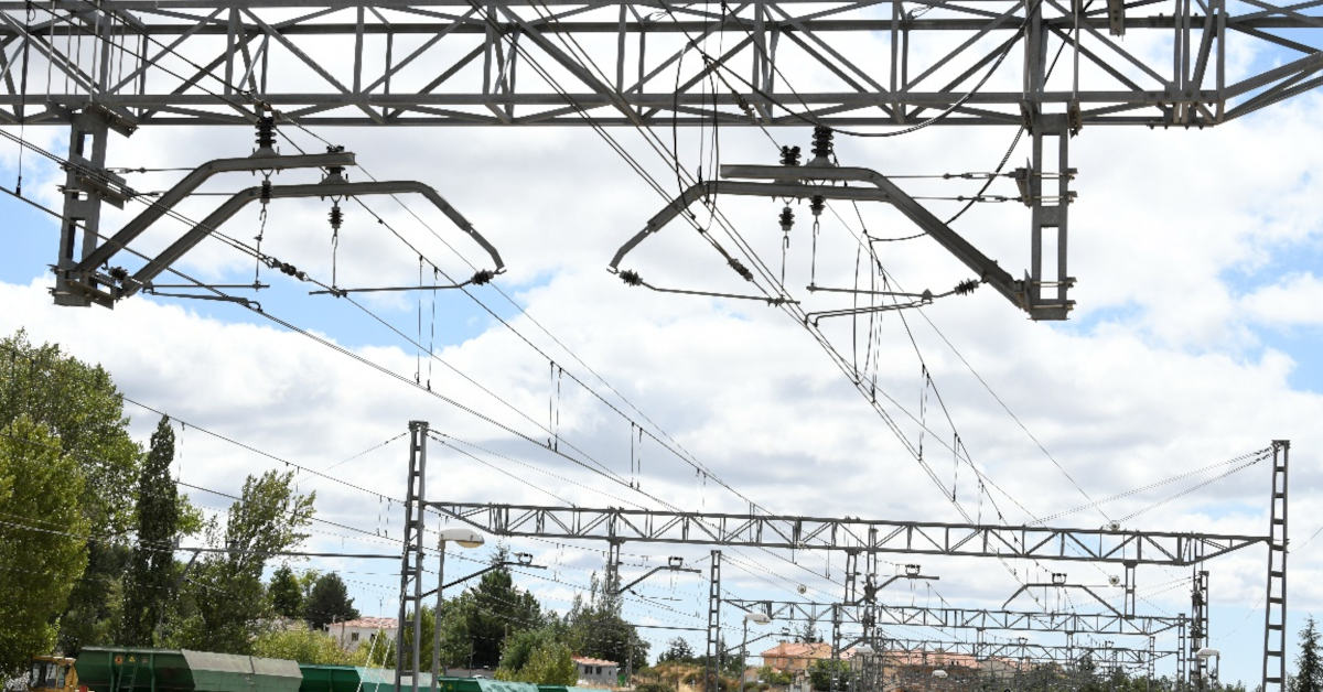 Adif AV adjudica el suministro de electricidad renovable por 1.686 millones