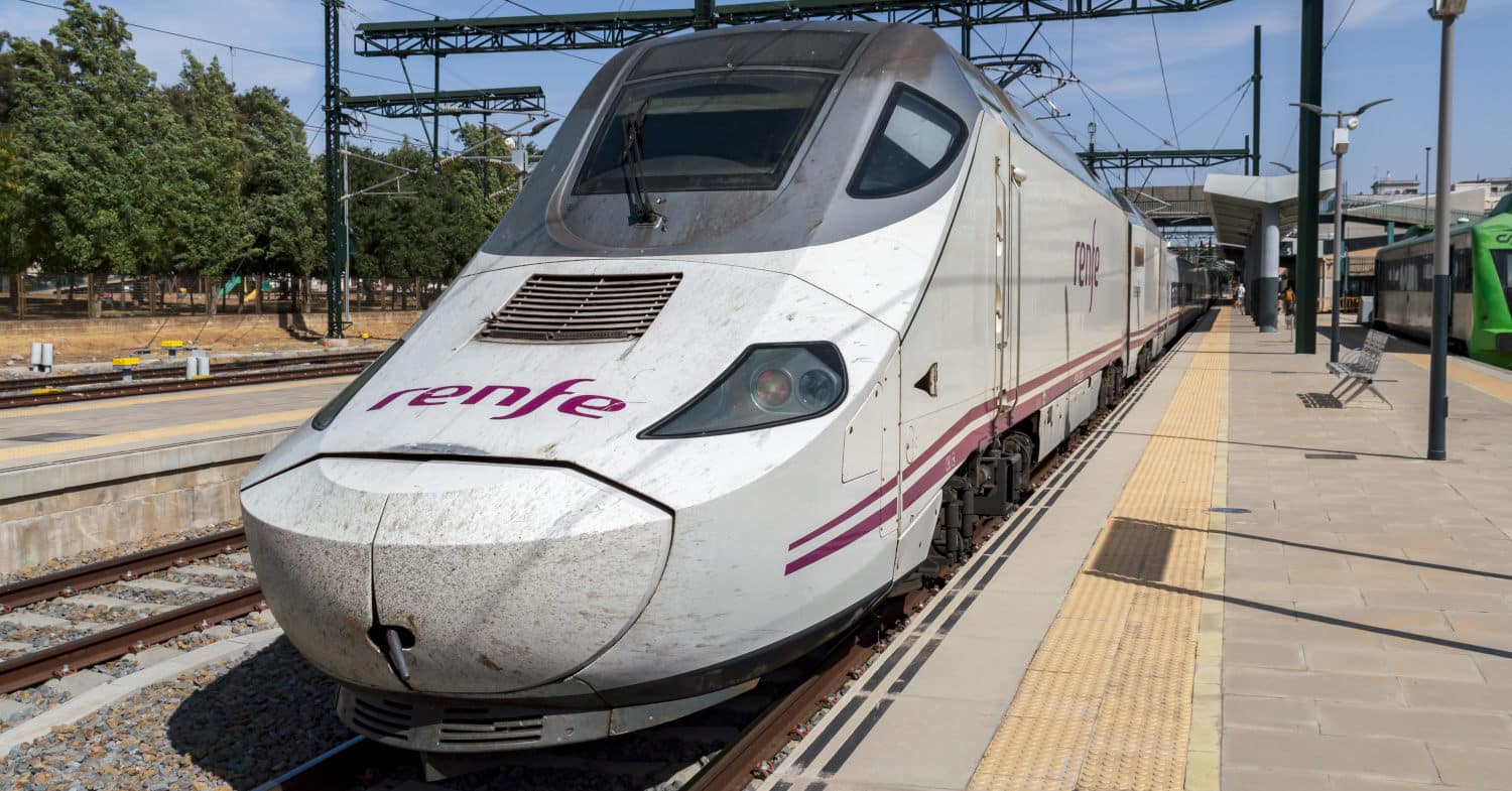 Renfe creará un Media Distancia Cáceres-Badajoz con serie 730