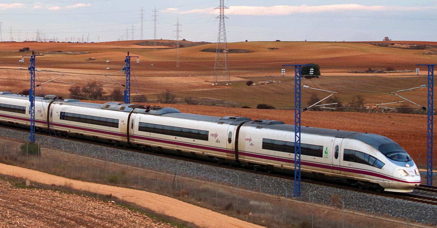 Óscar Puente anuncia los 350 km/h en la Madrid-Barcelona