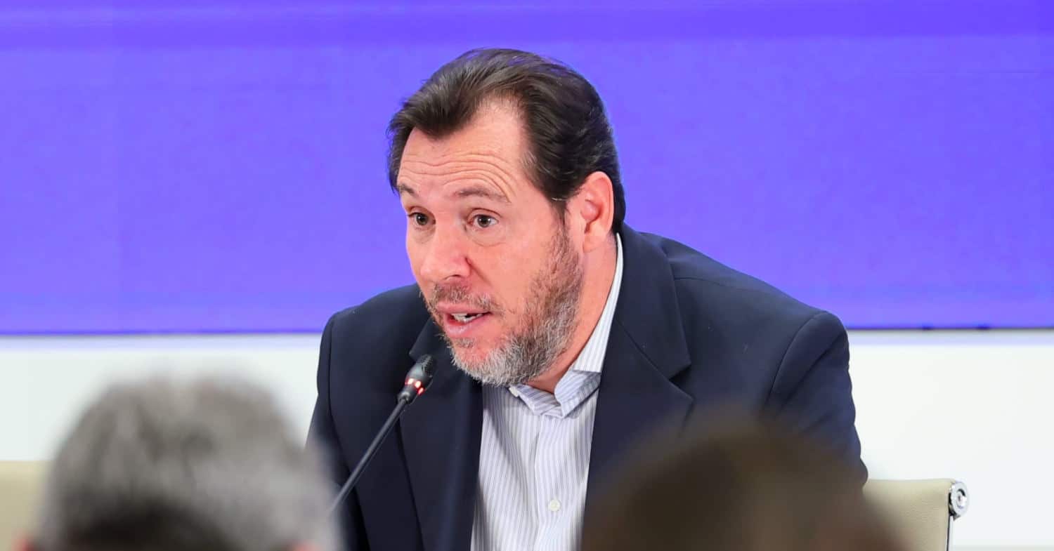 Óscar Puente y los presidentes de Adif y Renfe comparecerán en el Congreso