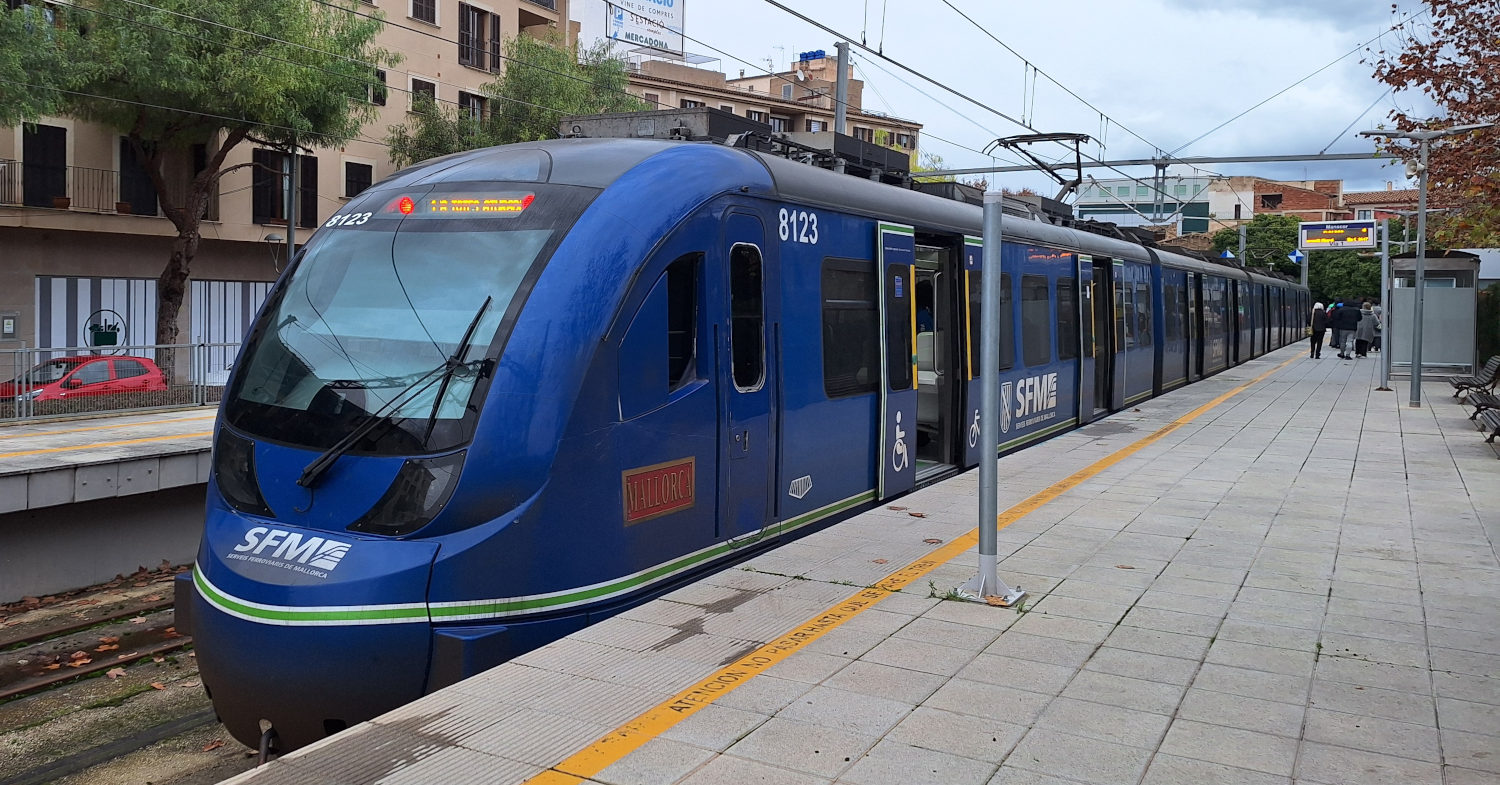 SFM picks CAF–Electrans–Hitachi JV for full network ERTMS Level 1 roll-out