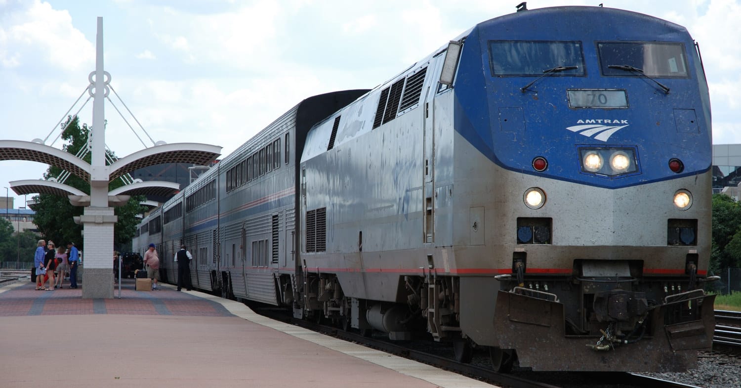Amtrak cambia su estrategia y opta por comprar coches de un solo piso