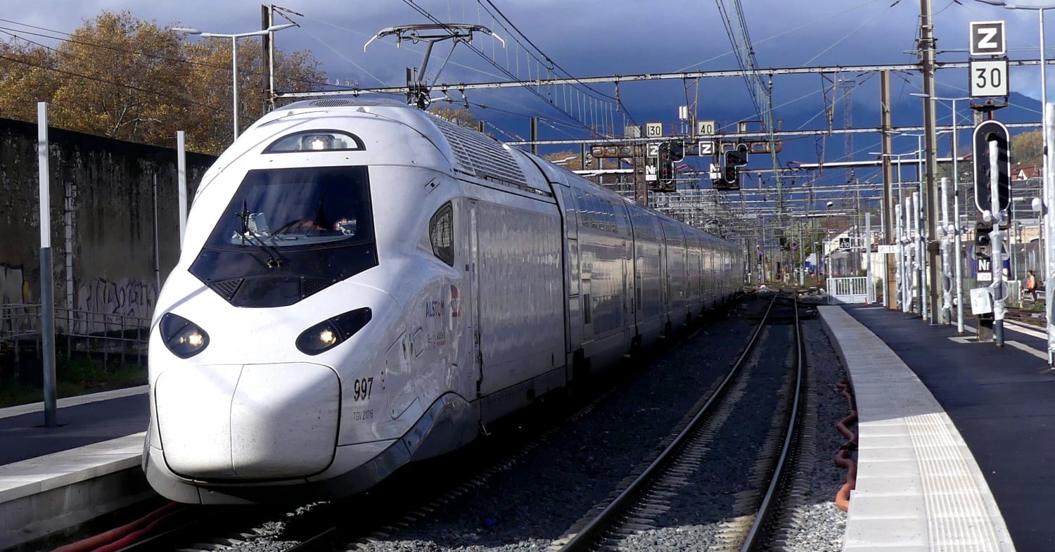 SNCF usará en Italia trenes TGV-M que no caben en los túneles de la red convencional