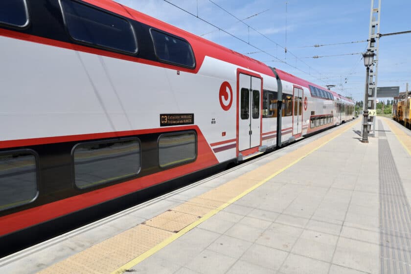 The train in Aranjuez before returning to Albacete. © MINISTRY OF TRANSPORT AND SUSTAINABLE MOBILITY