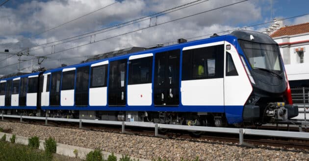 Series 10,000 train of the Madrid metro on the CAF test tracks in Corella. © MADRID METRO.