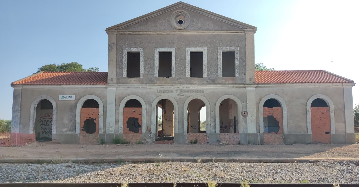 Adif tenders €6.1m upgrade of five stations on the Mérida–Los Rosales line