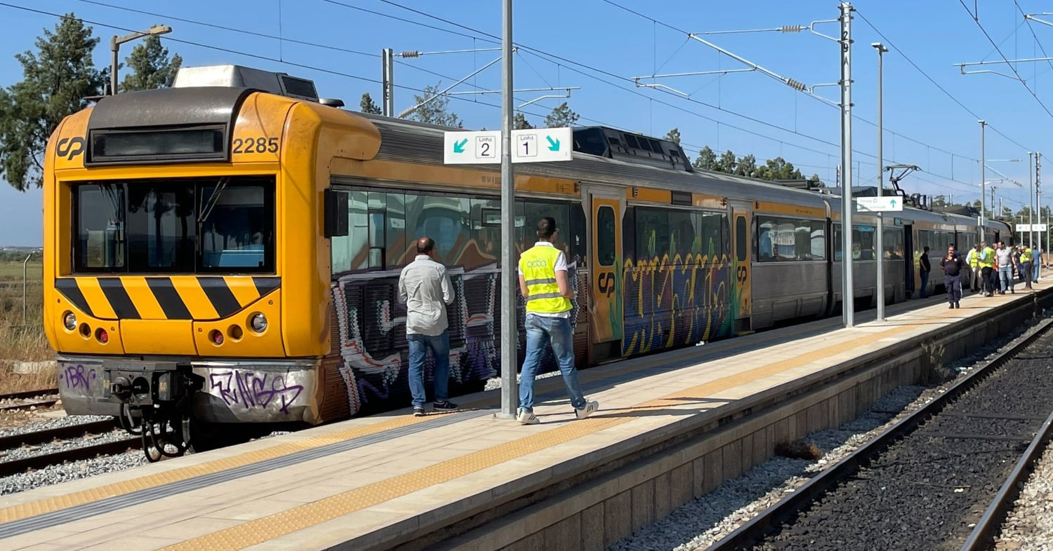 CP vai iniciar serviços con comboios eléctricos na Linha do Algarve a 19 de Julho