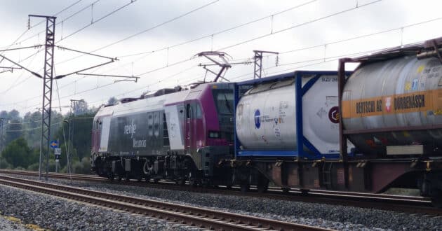 Ludwigshafen–Barcelona train, operated by Renfe Mercancías, on the international railway network. © LFP PERTHUS.