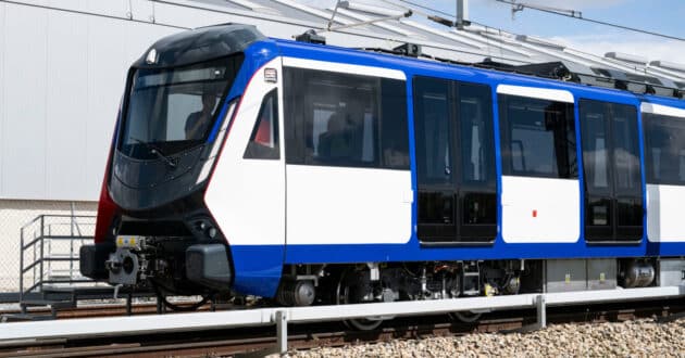 One of the first trains from the Madrid Metro’s 10000 series in Corella. © METRO DE MADRID.