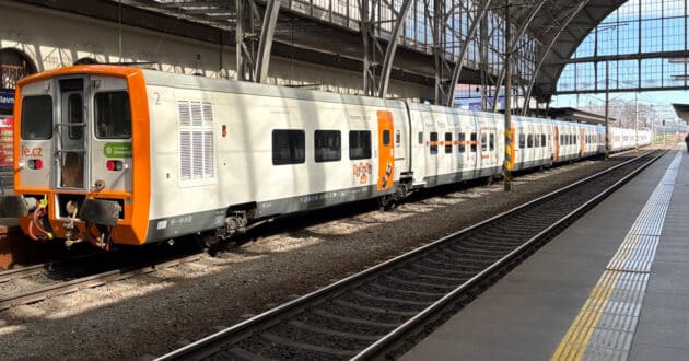 A Leo Express Talgo VI train in Prague. (C) VOJTECH OCADLY (ZDOPRAVY.CZ).