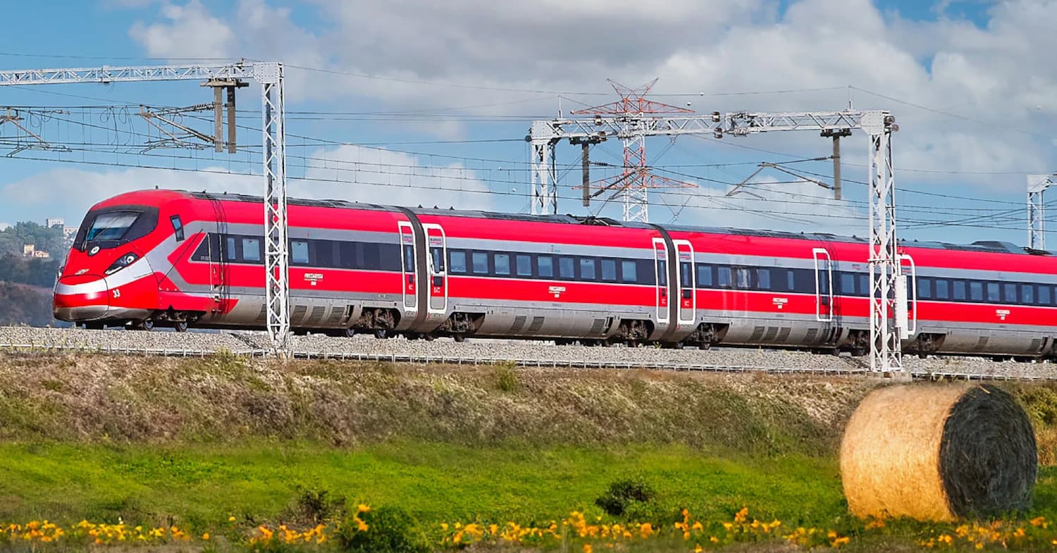 FS orders 19 ETR 1000s for Trenitalia France
