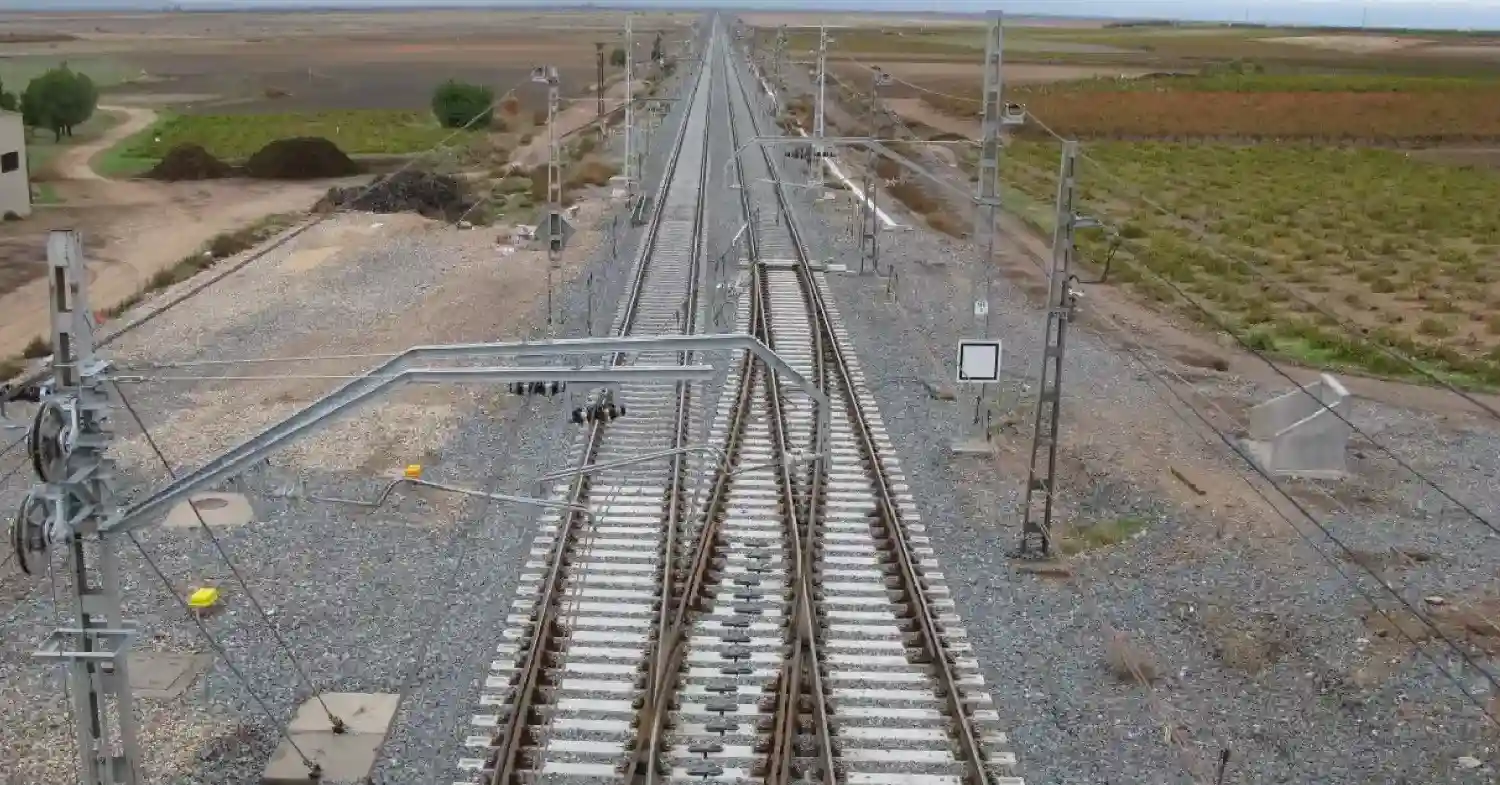 Adif refuerza la infraestructura ferroviaria en Córdoba para acoger los próximos tráficos de autopista ferroviaria