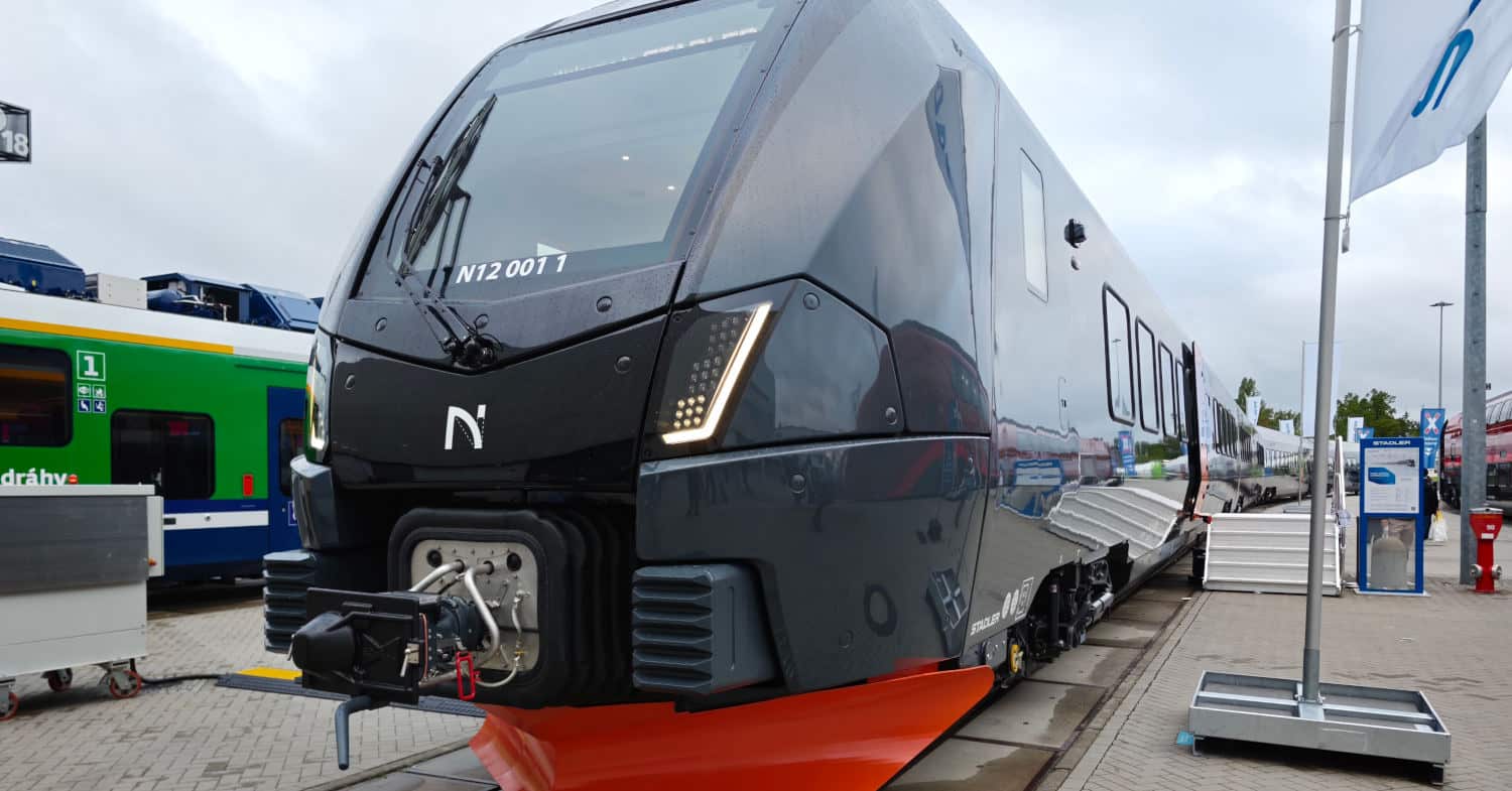 Norske Tog and Stadler unveil first Flirt Nordic Express unit at InnoTrans