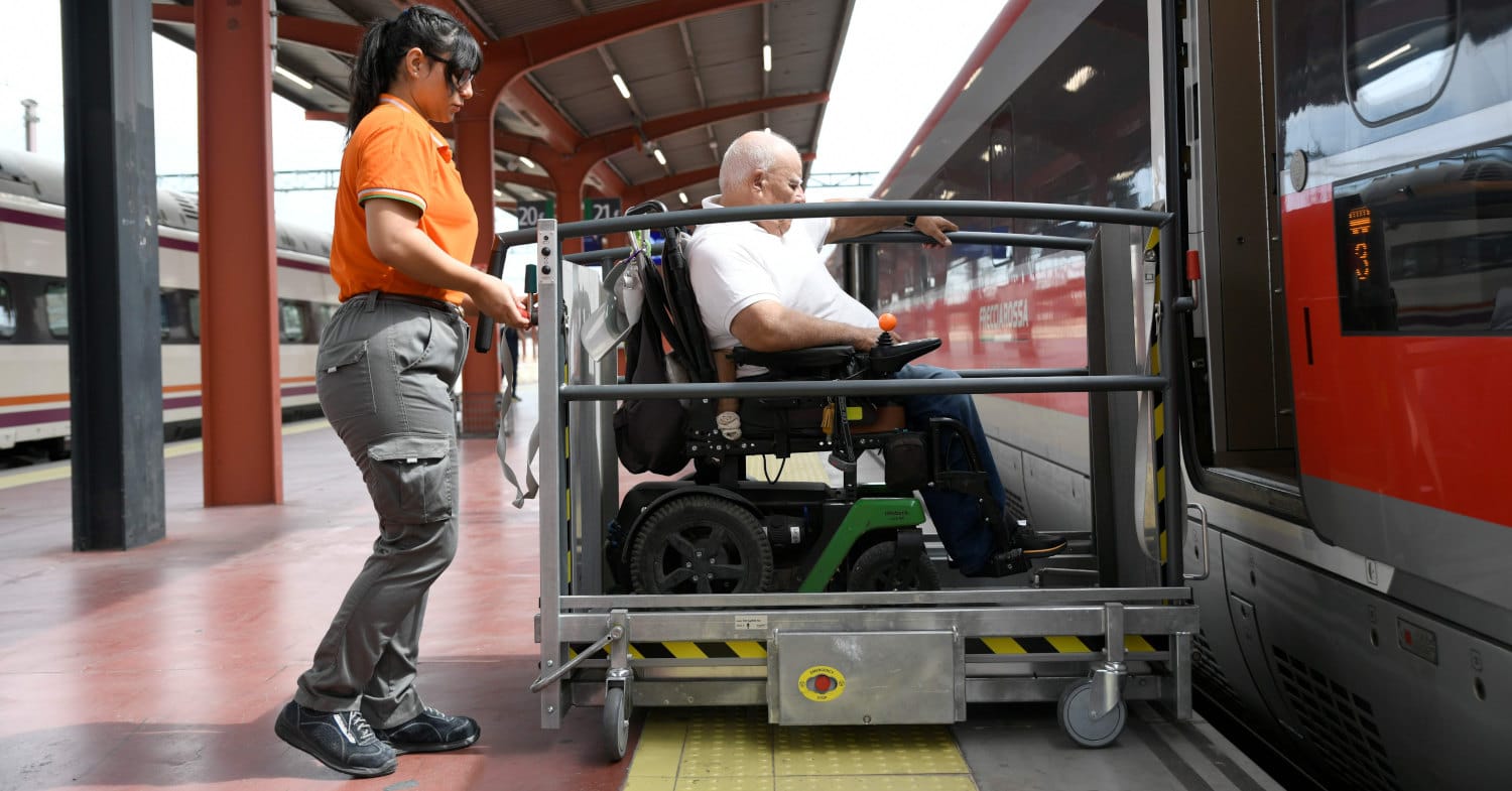 Adif re-tenders Acerca service for €51 million